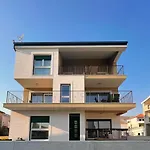 Apartment Zrina - *
