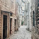 Zrina - Apartment Trogir