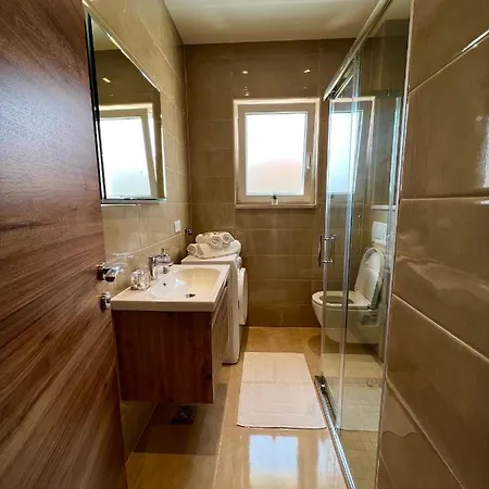 Zrina - Appartement *