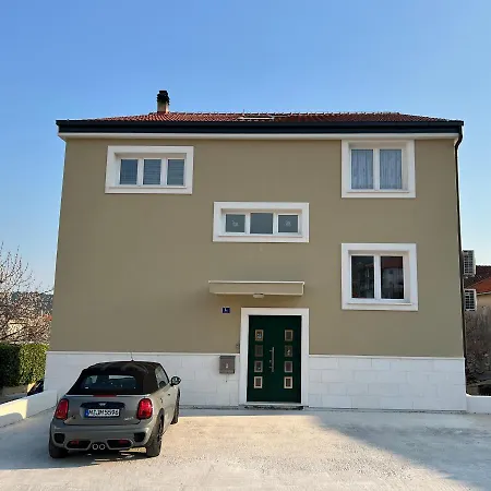 Zrina - Apartament Trogir