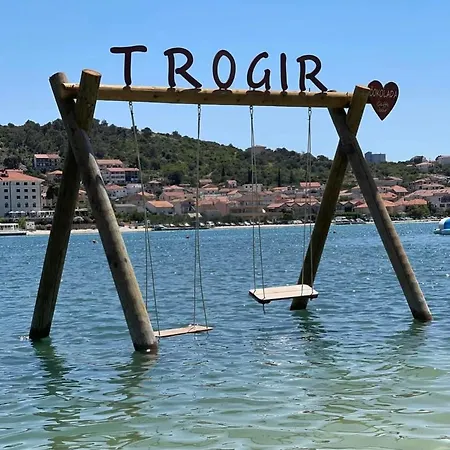 Zrina - Appartement *