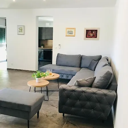 Zrina - Appartement *