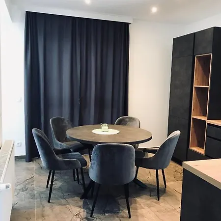 Zrina - * تروغير