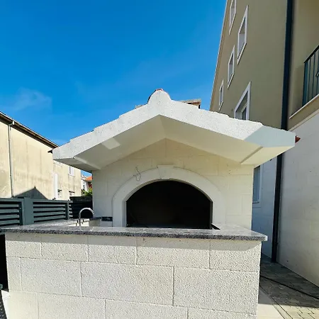 Zrina - Apartament *